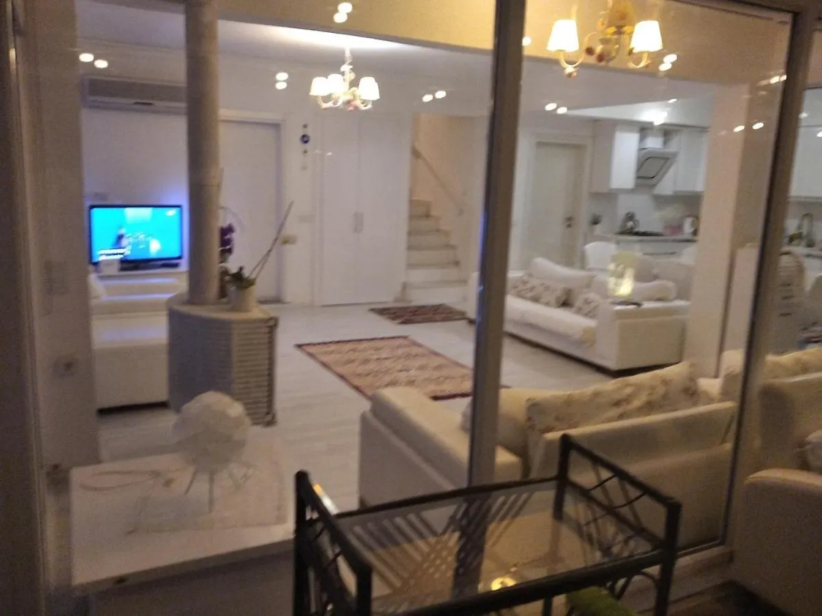 Villa Cesmevillatuna